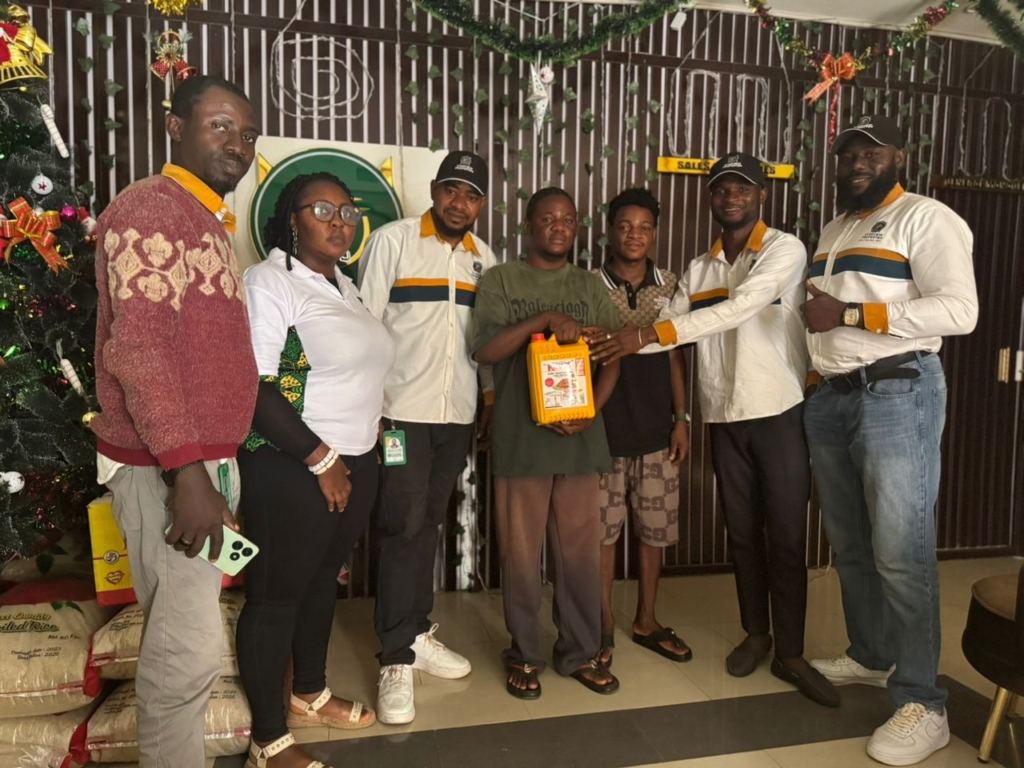 *Title: Secure Your Dream Plot Today and Receive Exclusive Gift Items!*